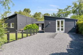 Lovely Summer House Close To Stillinge Beach,